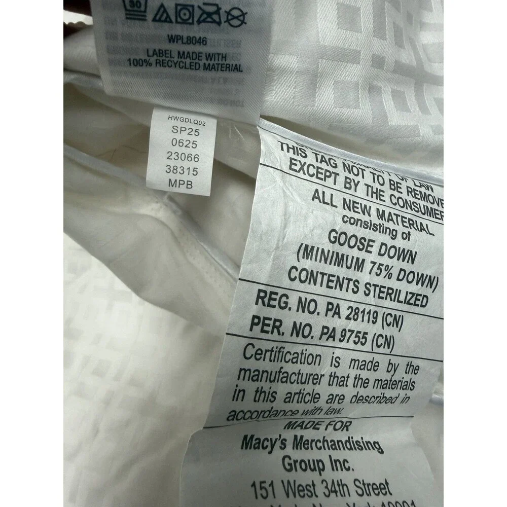 Hotel Collection Goose Down Light Weight Full/Queen White Comforter New